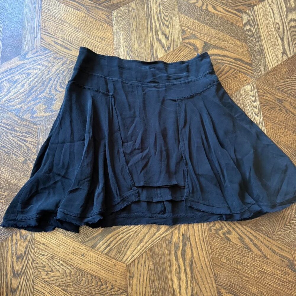 Free People New York Mini Skirt Size 8‎ Black Layered Back Zipper Frayed Hem